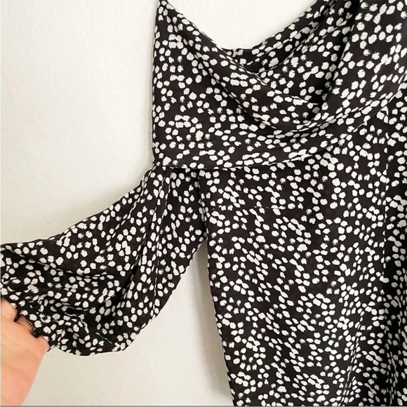 SALONI off the shoulder silk top Sz 8 - Picture 2 of 8